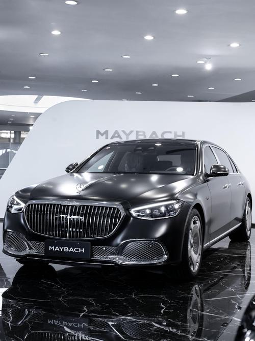 东莞38岚图汽车的售后服务让用户无忧出行，迈巴赫未来的豪华车趋势